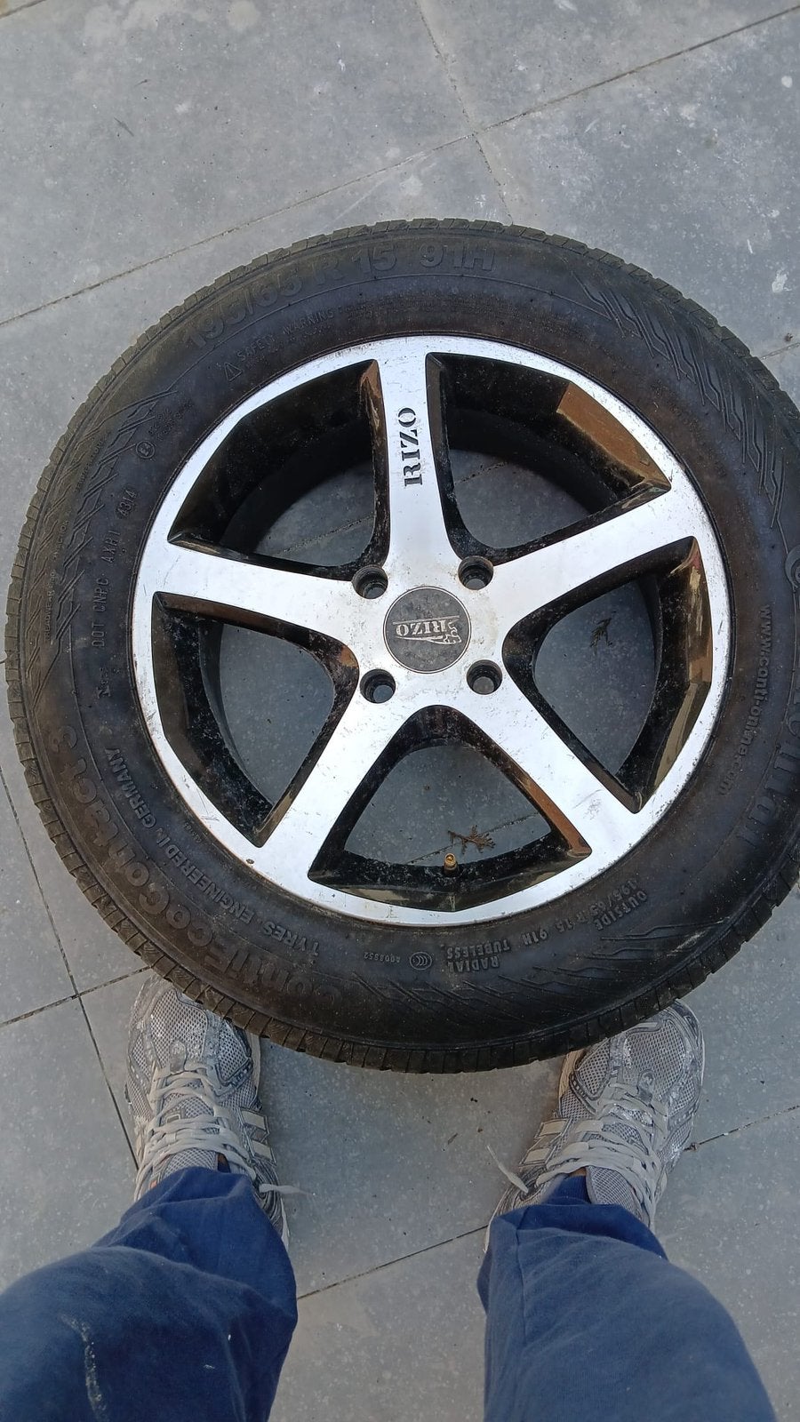 Pneus de voiture Rizo (par pièce), Enlèvement, Pneu(s)