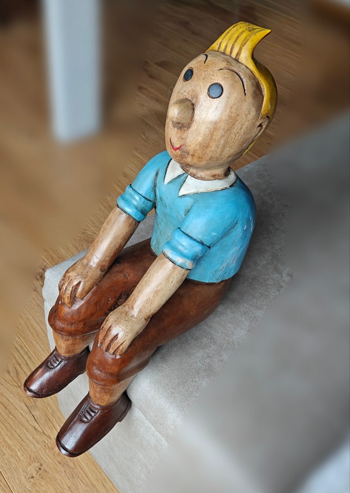 Mooi zeldzaam Tintin - Kuifje beeldje in massief hout, Collections, Personnages de BD, Enlèvement, Tintin, Utilisé, Statue ou Figurine