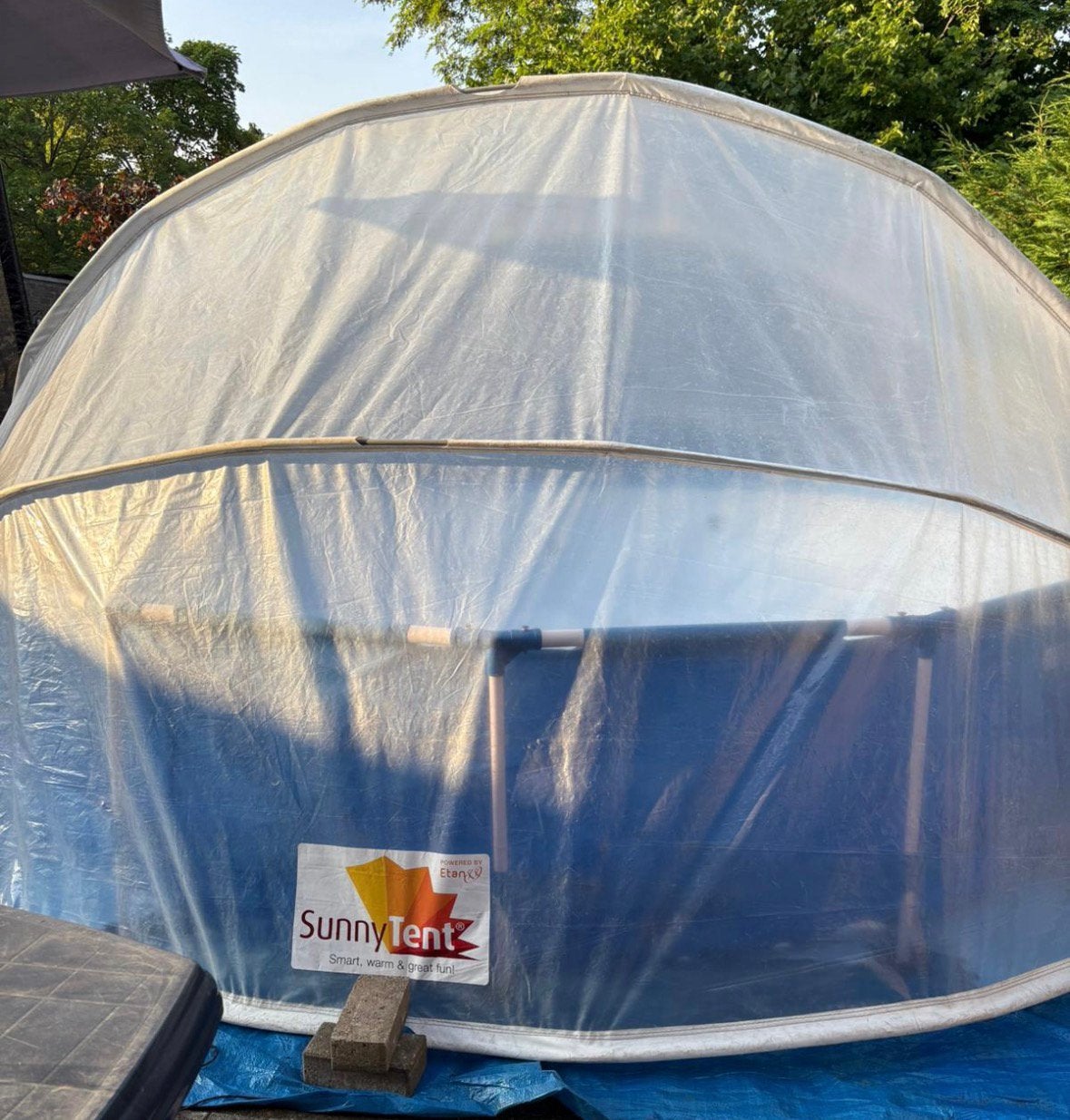 Sunnytent rond maat M, Ophalen, Zo goed als nieuw, Afdekzeil