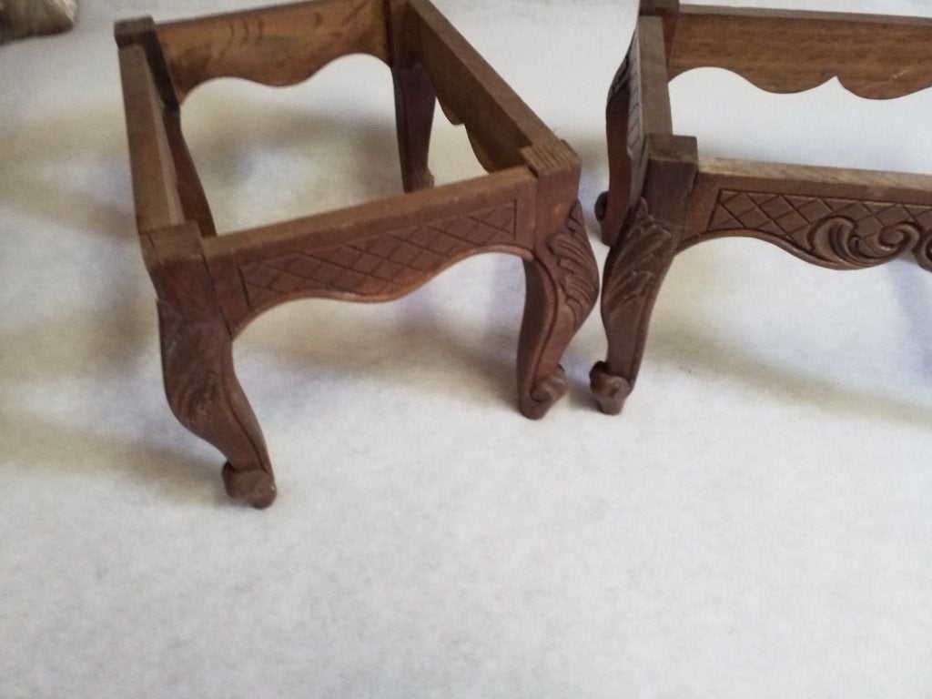 2 carcasses de tabouret sculptées à la main., Antiquités & Art, Enlèvement