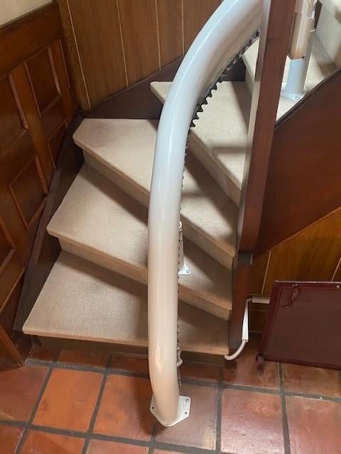 traplift, Diversen, Trapliften, Ophalen, Zo goed als nieuw, Met bocht