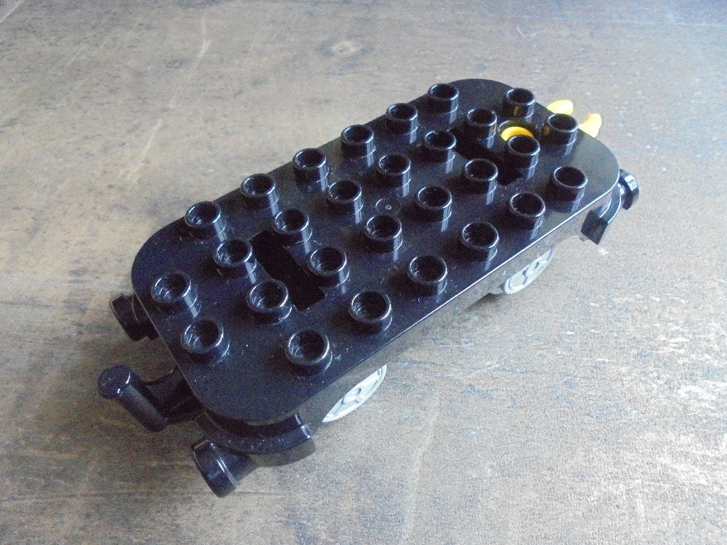 Lego Duplo Train Base 4x8 with Rounded Corners (zie foto's), Enlèvement ou Envoi, Utilisé, Briques en vrac, Duplo