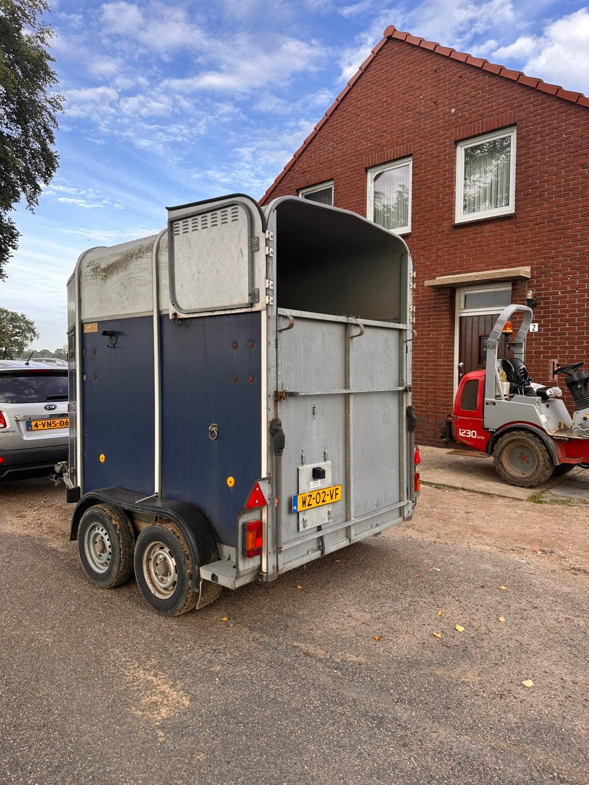 Ifor williams 2 paards trailer 2001 aluminium bodem, Dieren en Toebehoren, Ophalen of Verzenden, Zo goed als nieuw, Aluminium