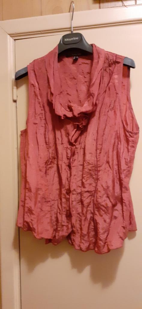 Bloes en jasje, Kleding | Dames, Bodywarmers, Ophalen, Maat 42/44 (L)
