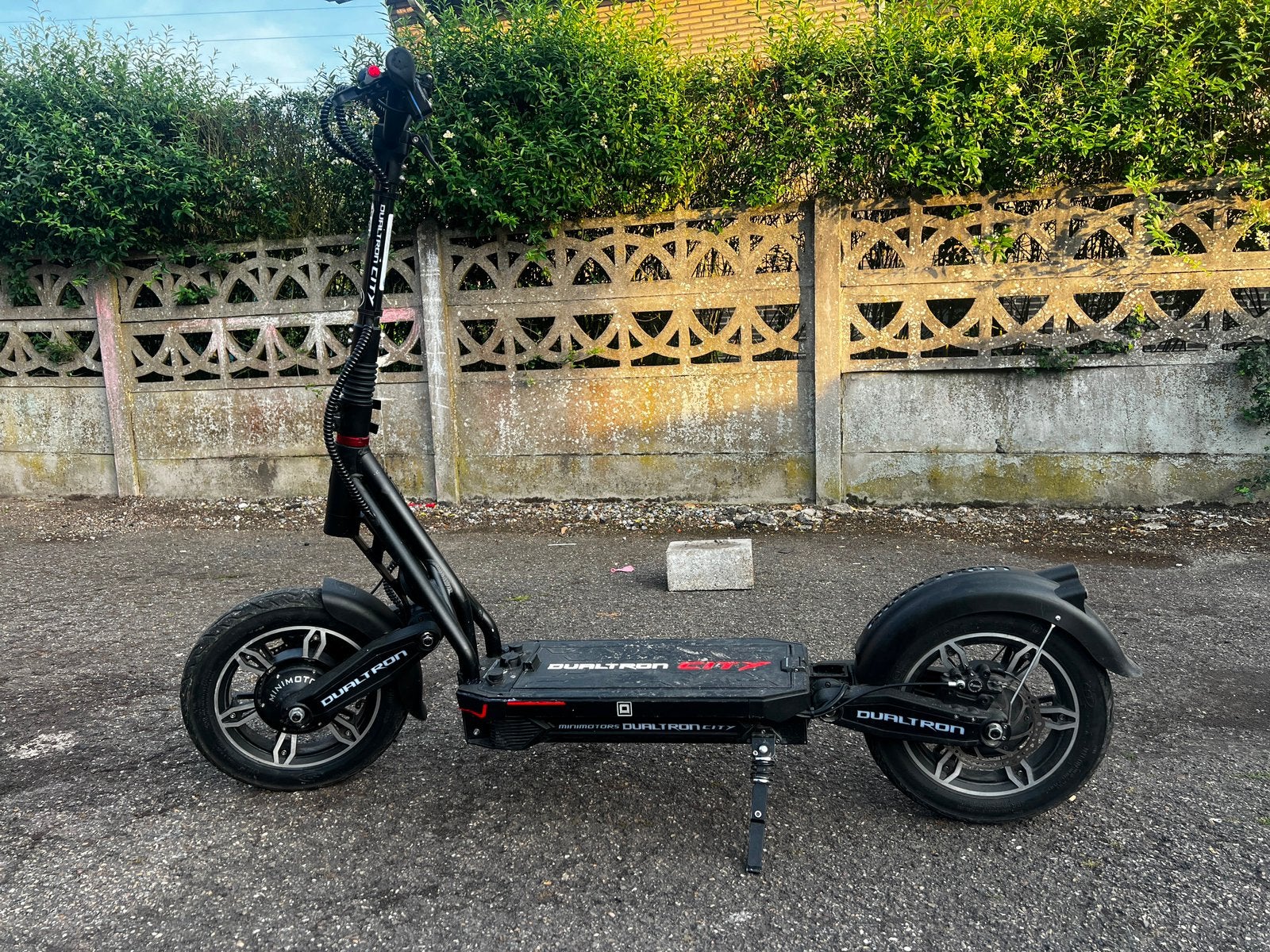 Dualtron City (Minimotors) High-end e-step met 15" wielen, Ophalen, Zo goed als nieuw, Elektrische step (E-scooter)