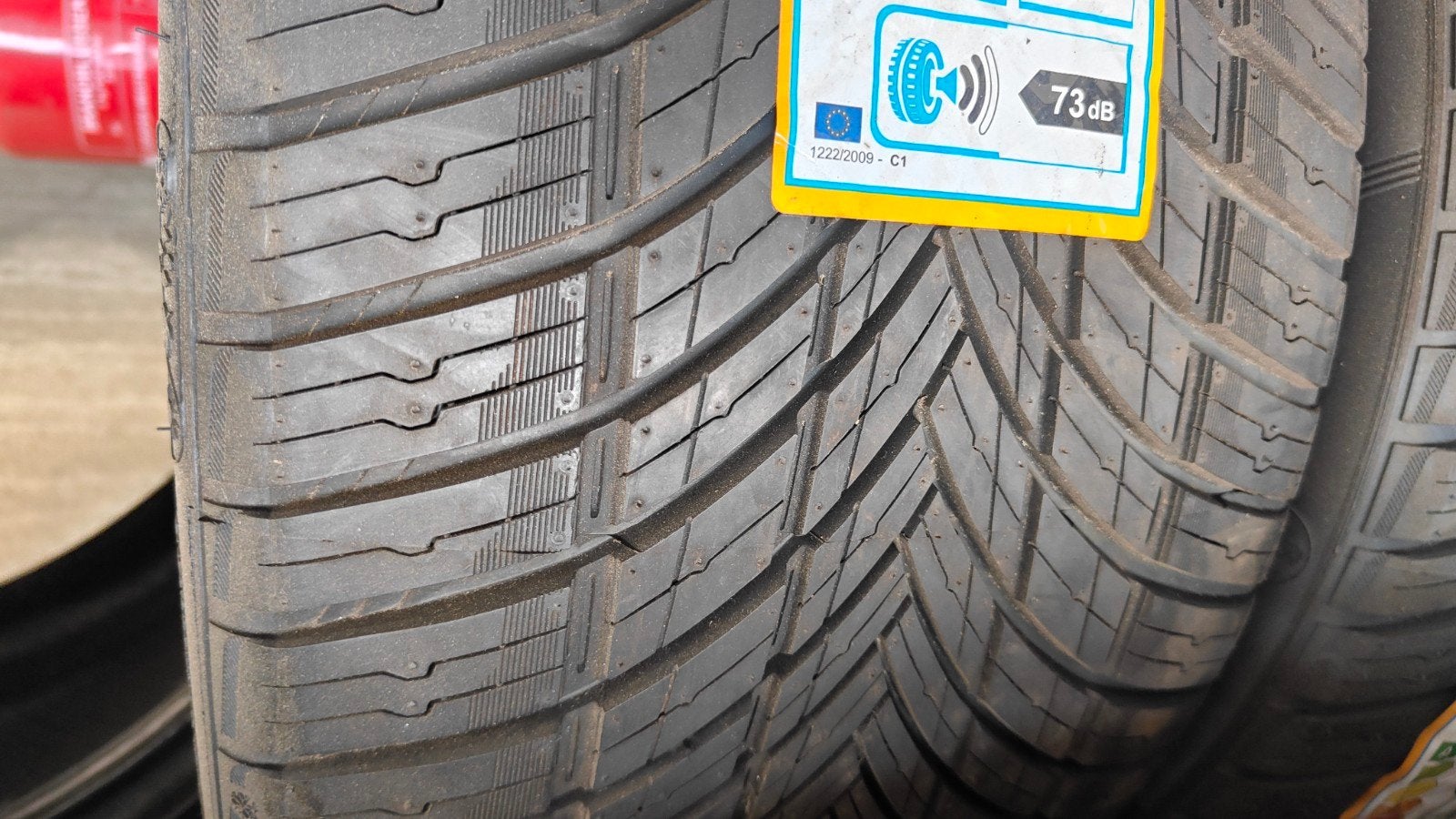 255/35r19 96w syron 100€ per stuk met montage en balanceren, Auto diversen, Autosport-onderdelen, Ophalen