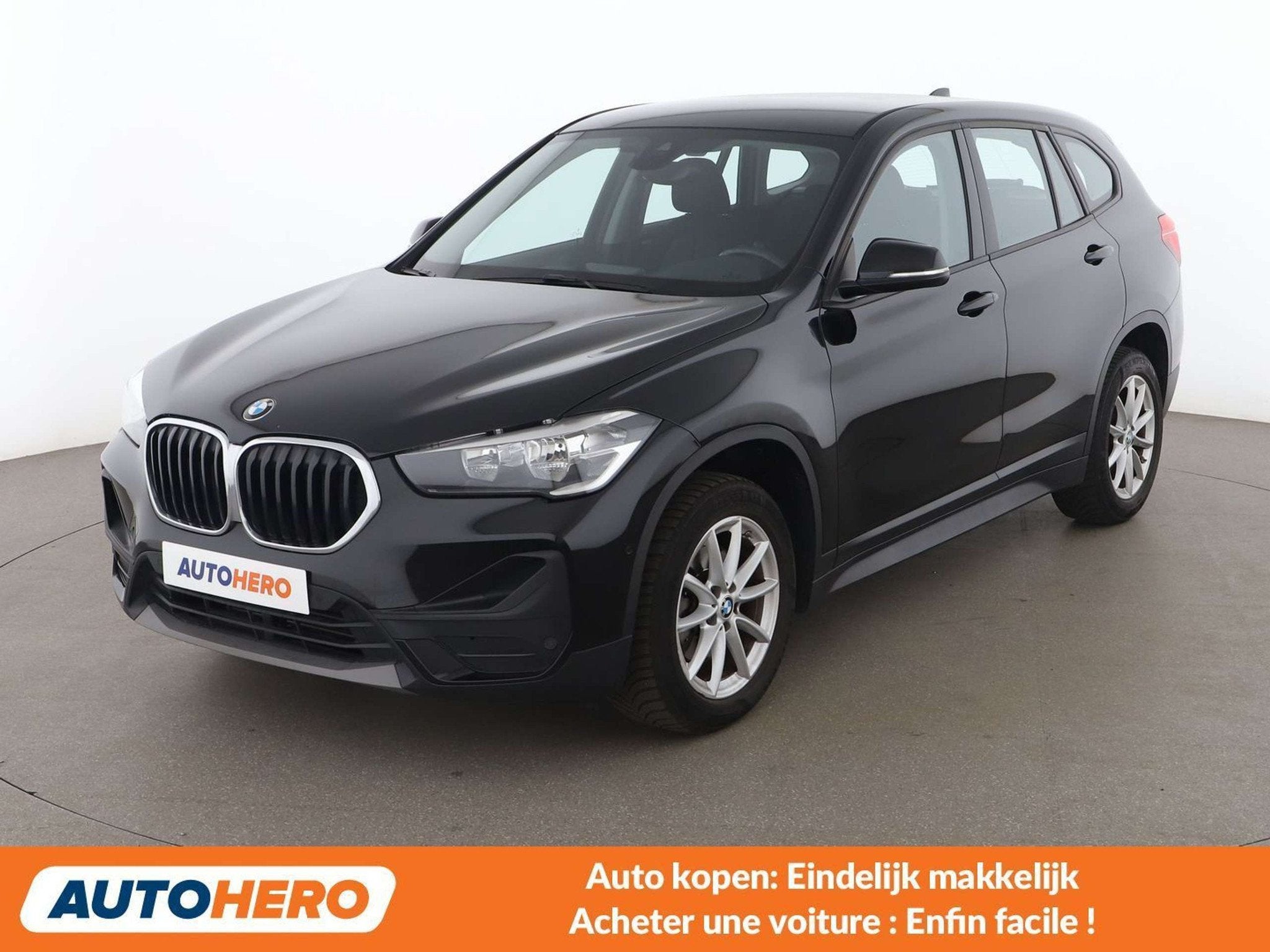 BMW X1 sDrive 18i Advantage (bj 2021, automaat), Auto's, Stof, Gebruikt, Lichtsensor, 136 pk