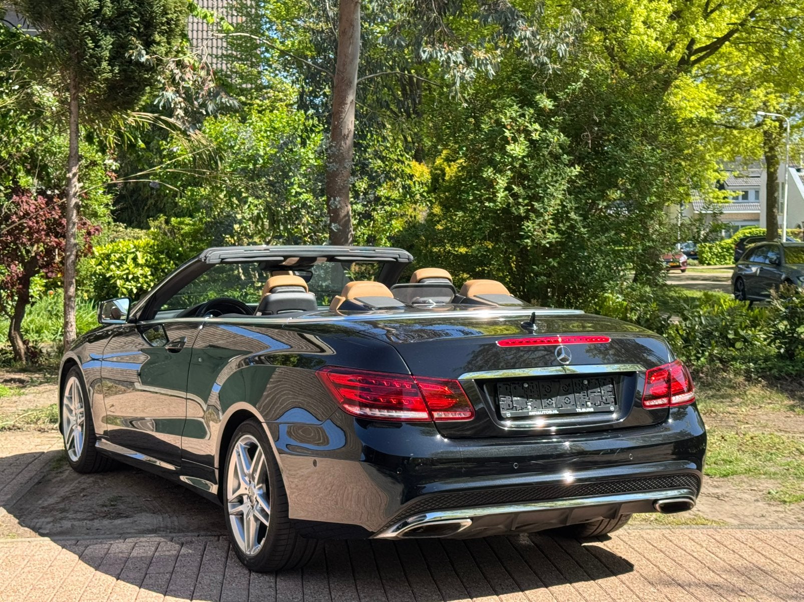 In super staat Mercedes E 250 klasse cabrio van 2016 ., Auto's, Cabriolet, Beige, Leder, Particulier
