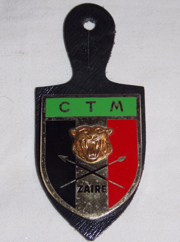 Belgische CTM Zaire Borsthanger (B), Ophalen of Verzenden, Landmacht, Embleem of Badge