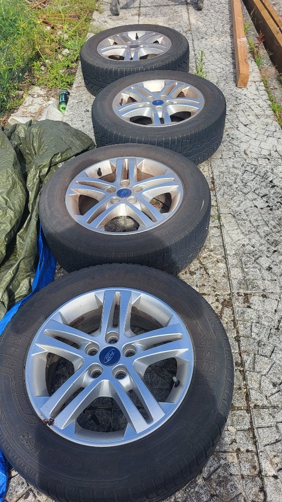 Pneus d'hiver sur jante Ford en aluminium, Autos : Pièces & Accessoires, 16 pouces, Véhicule de tourisme, Enlèvement, Utilisé