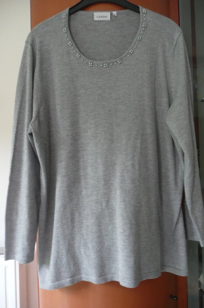 Grijs licht gebreid pulletje met parels (a104), Kleding | Dames, Trui of Vest, Ophalen of Verzenden, Grijs, Gedragen