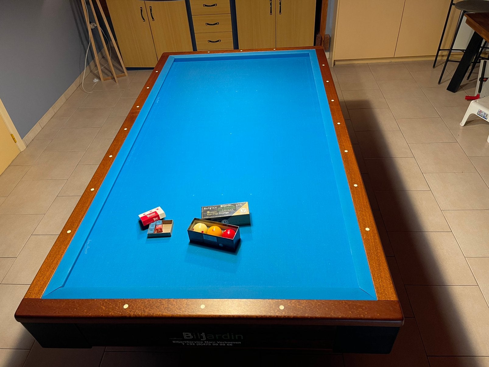 Belle carambole - trois bandes, Sports & Fitness, Enlèvement, Comme neuf, Table de billard