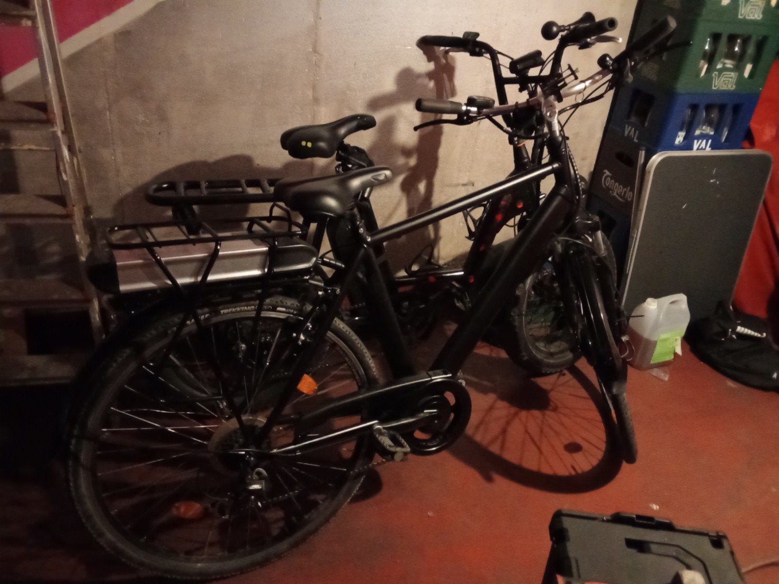 Réparation entretient de vélo et trotinette, Vélos & Vélomoteurs, Vélos électriques, Enlèvement
