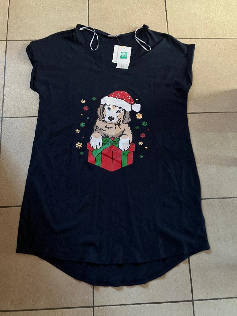 Nieuw kerst bigshirt ( kerst hondje ) - Maat L, Vêtements | Femmes, Pyjamas, Enlèvement ou Envoi, Neuf, Taille 42/44 (L)