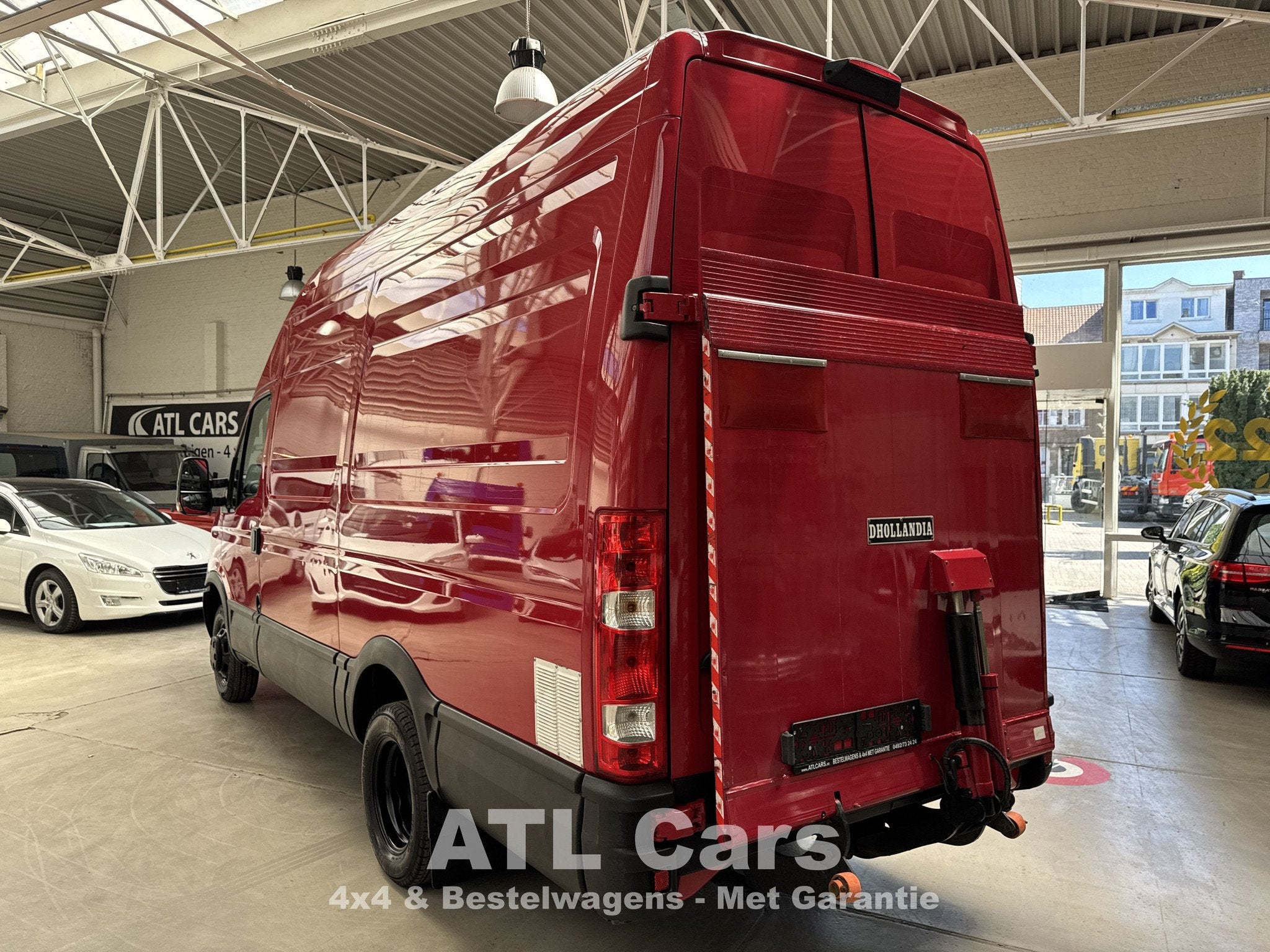 Iveco Daily MAXI 3.0DIESEL | LAADKLEP | EURO5 | CRUISE CONTR, Rouge, 145 ch, Entreprise, 3 places