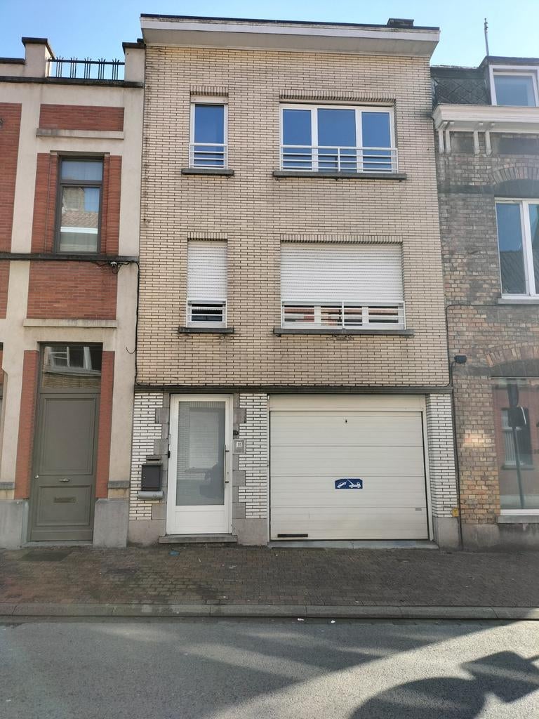 Belle etage woning te koop, Immo
