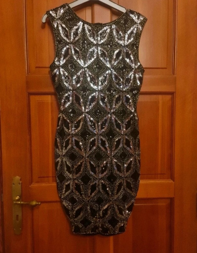 Magnifique petite robe noir avec sequins, pailettes et perle, Enlèvement ou Envoi, Taille 36 (S), Comme neuf, Vintage dressing