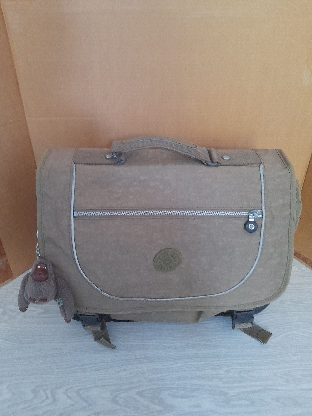 Cartable kipling kaki, 30 à 40 cm, Comme neuf, Porte-documents ou Cartable, 40 à 50 cm