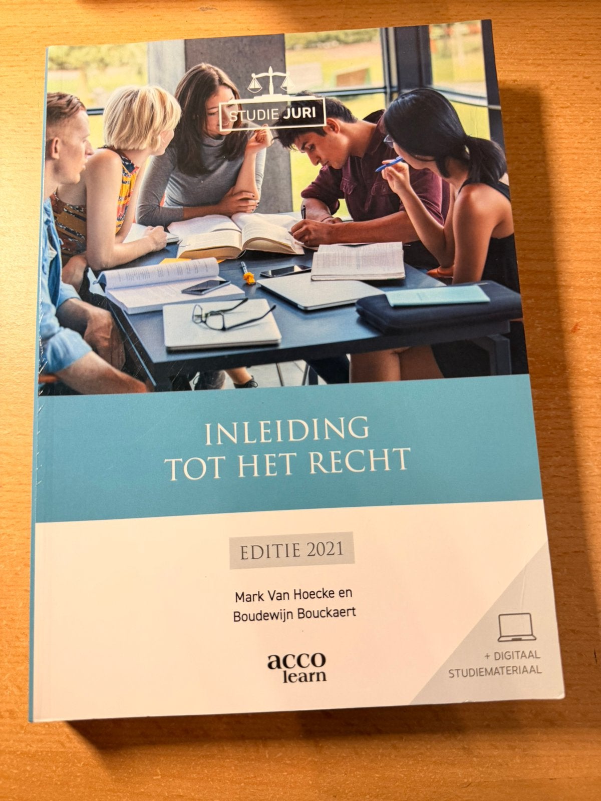 Inleiding tot het recht, Boeken, Ophalen of Verzenden, Zo goed als nieuw, Nederlands