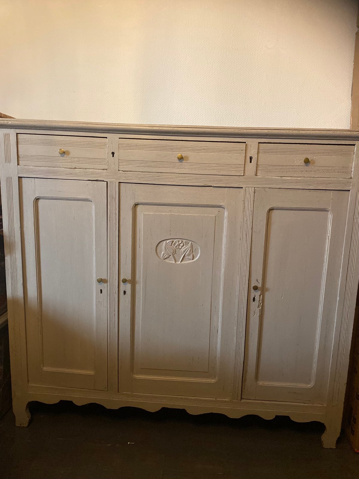 Armoire rétro, Enlèvement