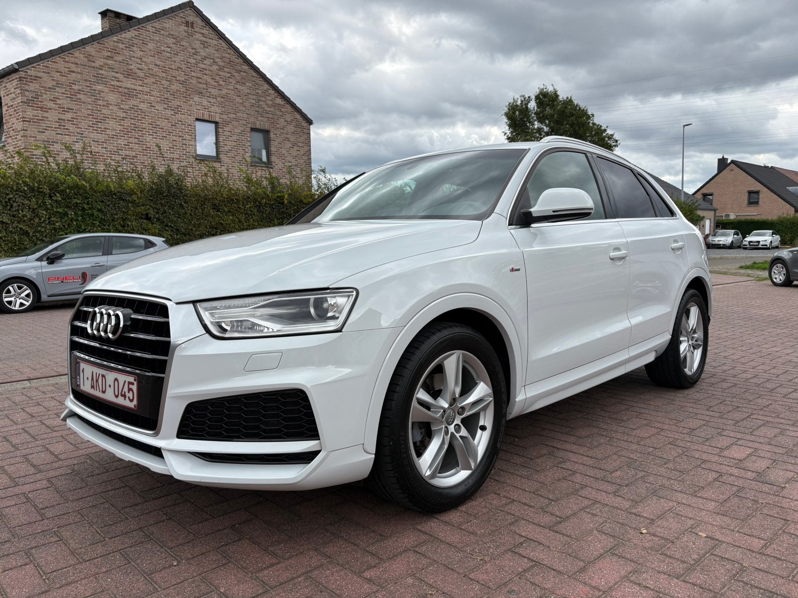 Audi Q3 2.0 S-Tronic * S-Line *, Autos, Cuir et Alcantara, Achat, Noir, 5 portes