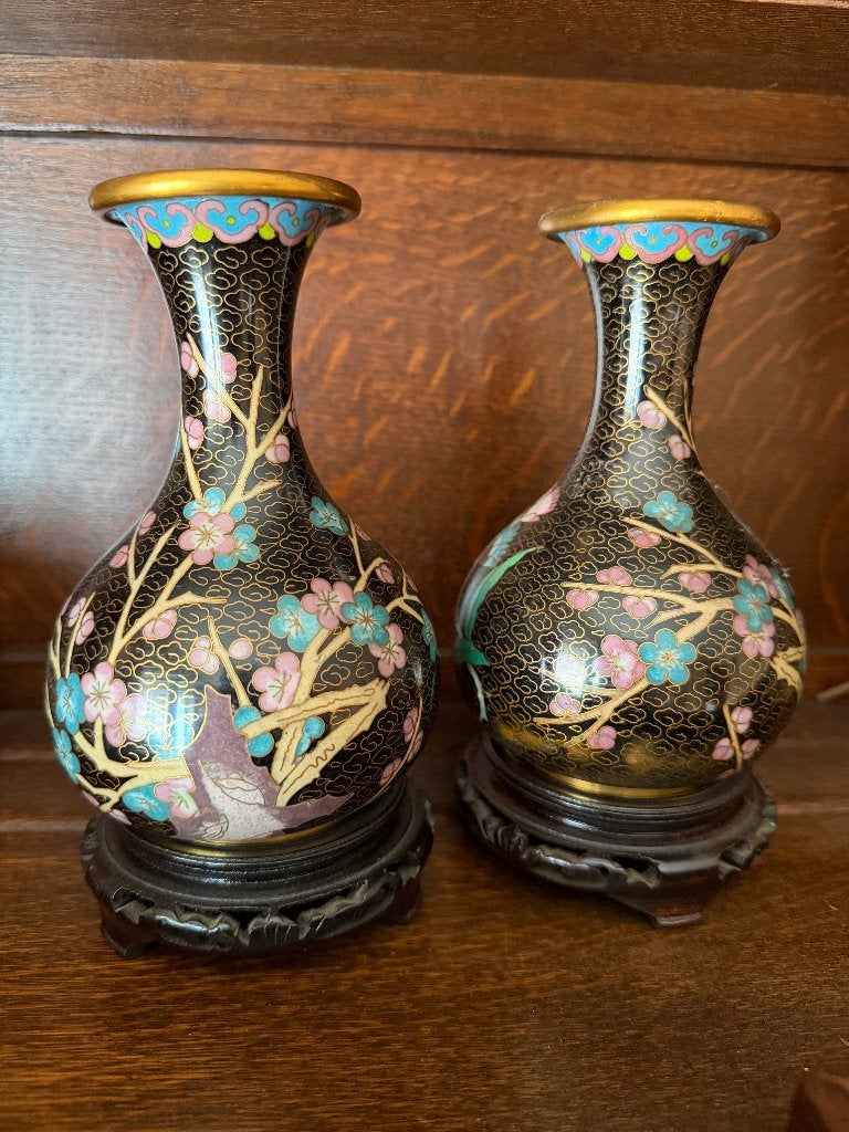 Chinese Vaasjes op staander, Antiek en Kunst, Ophalen