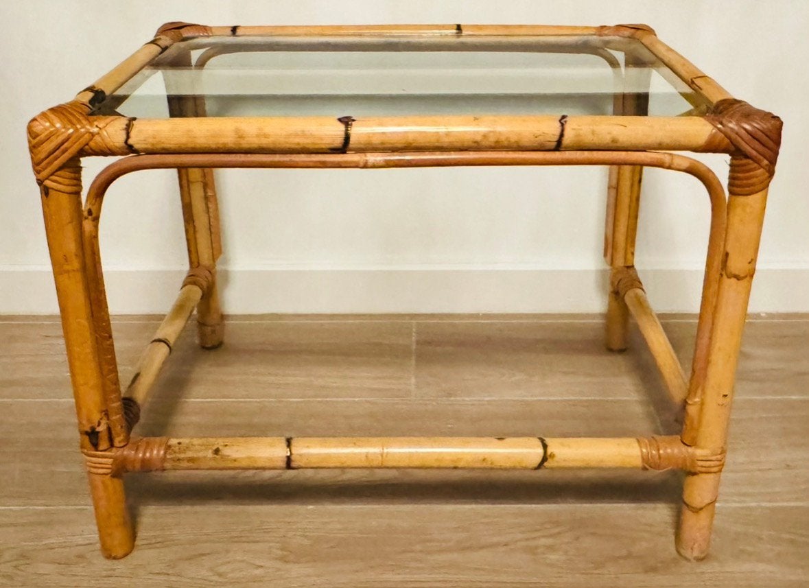 Rotan/bamboe tafeltje, Ophalen, Gebruikt