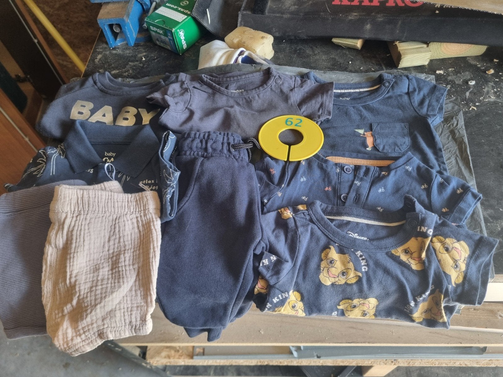 Jongens pakketje maat62, Ophalen