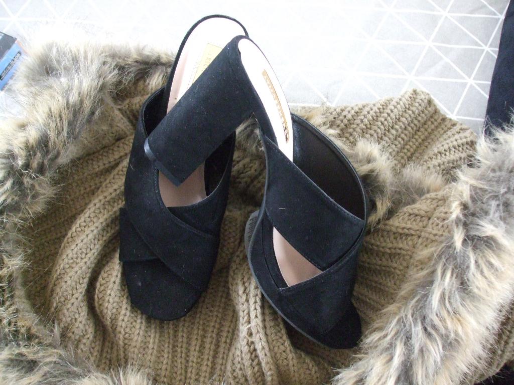 Zwarte pumps, Kleding | Dames, Ophalen of Verzenden, Pumps