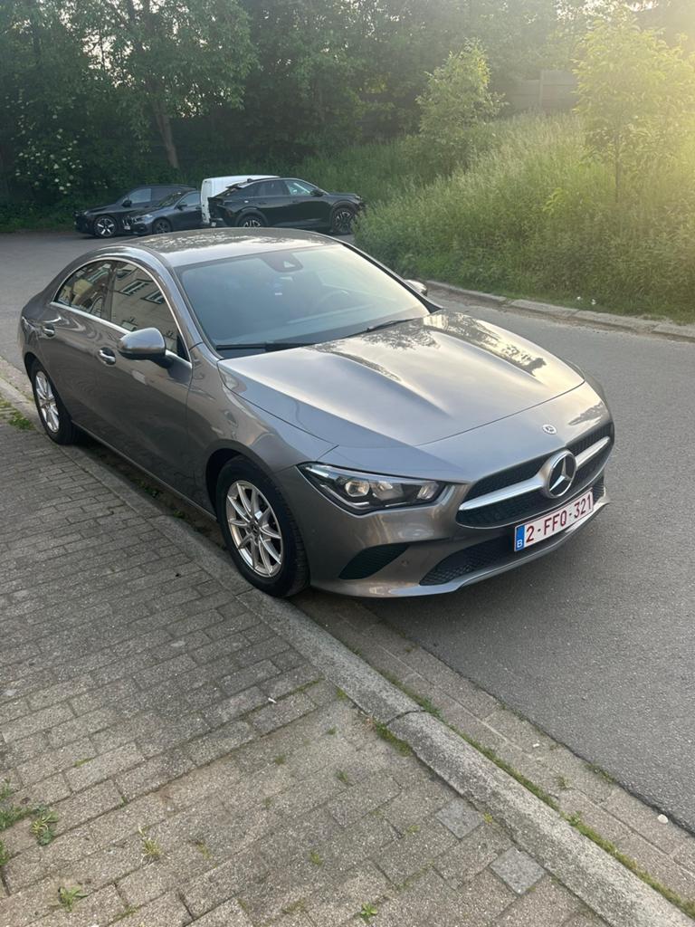 Mercedes CLA180 2022 benzine automaat, Auto's, Mercedes-Benz, Particulier, CLA, Benzine, Euro 6, Berline, 4 deurs, Automaat, Zilver of Grijs
