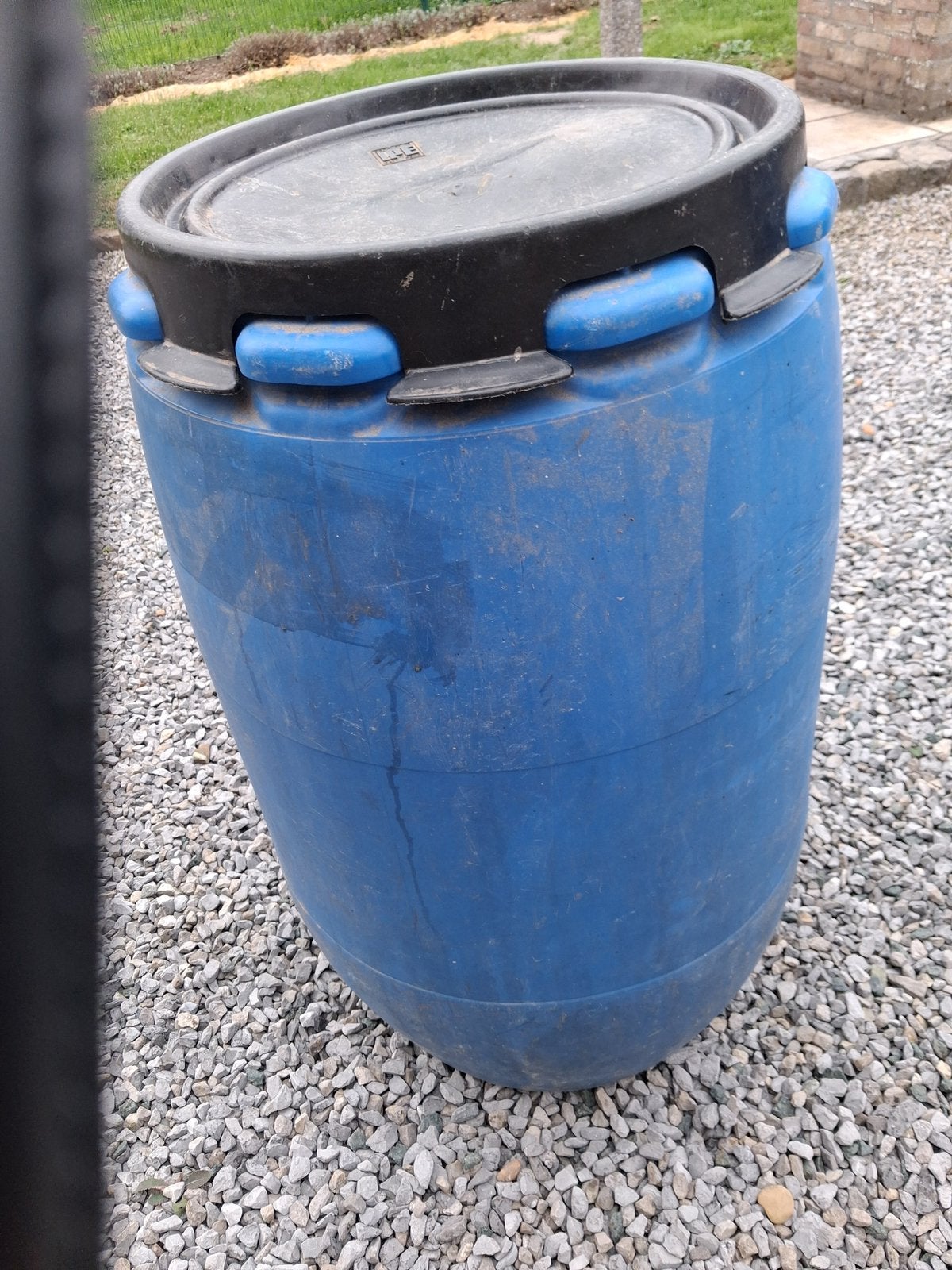 Vat voor regenwaterterugwinning, Tuin en Terras, 150 liter of meer, Ophalen, Zo goed als nieuw