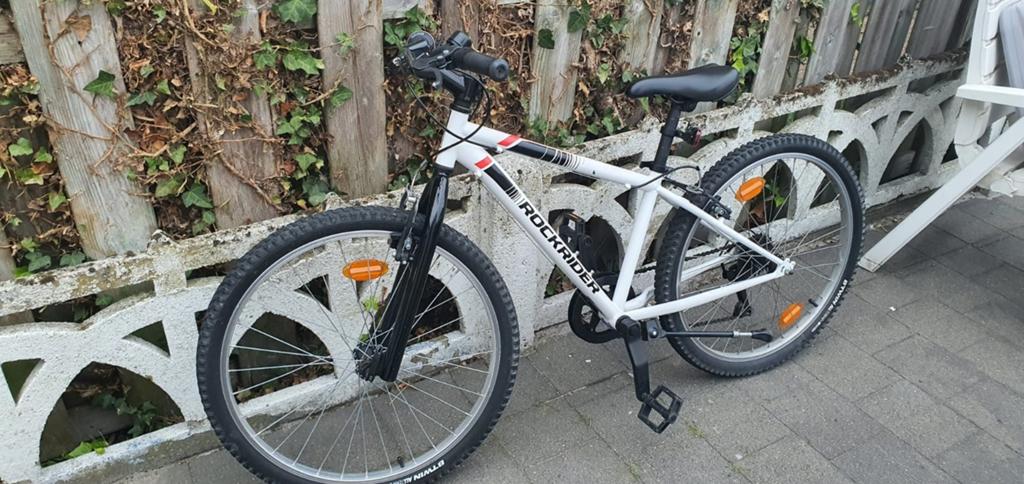 Jongens fiets 24 inch te koop, Fietsen en Brommers, Fietsen | Vouwfietsen, Ophalen