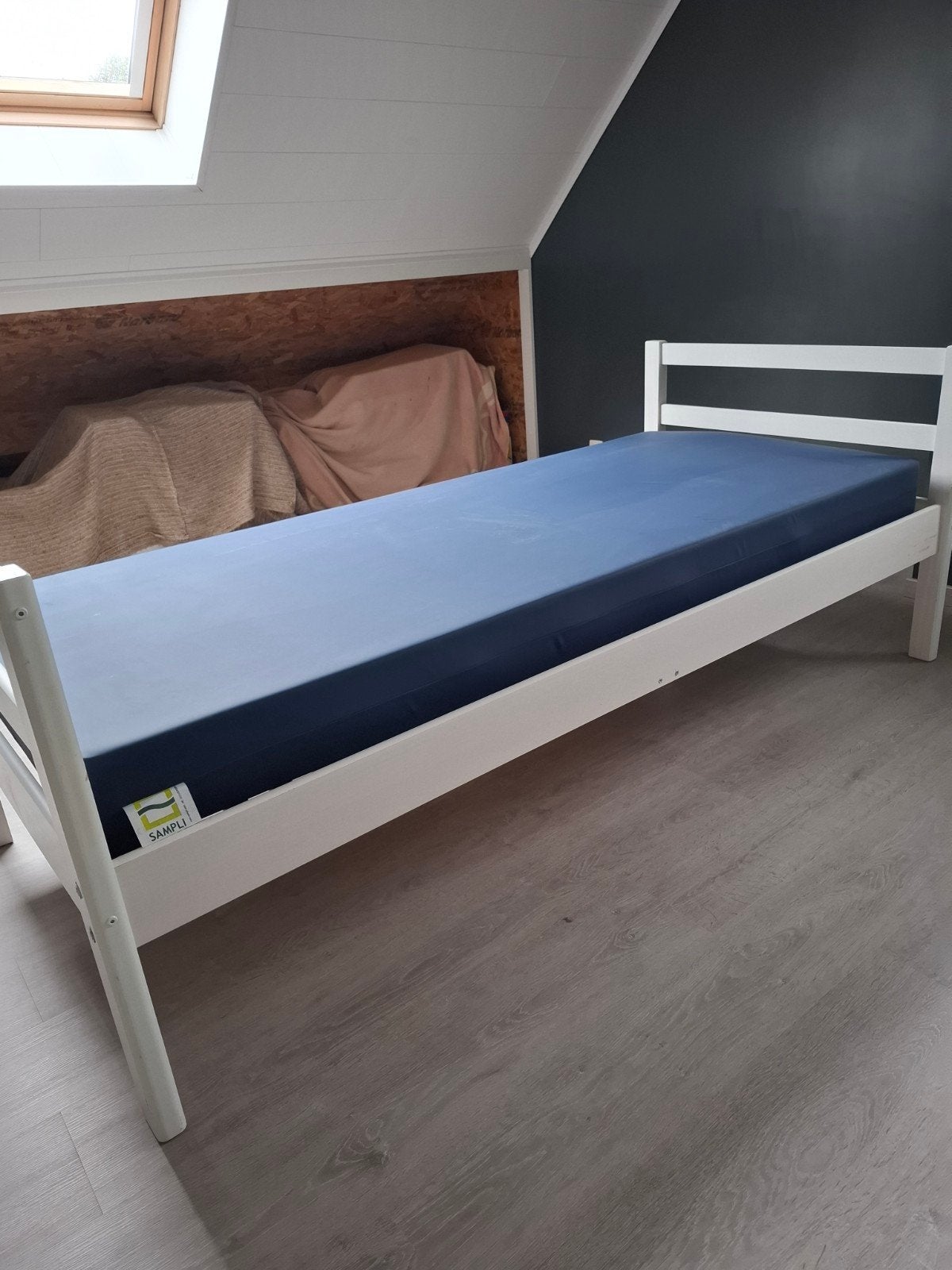 Zorgmatras 90x200 en bed, Huis en Inrichting, Ophalen, Zo goed als nieuw