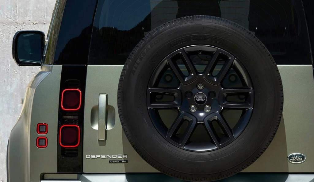 Originele set velgen + banden Defender 110 NIEUW!!!, Auto-onderdelen, Banden en Velgen, 255 mm, Nieuw, All Season, Band(en)