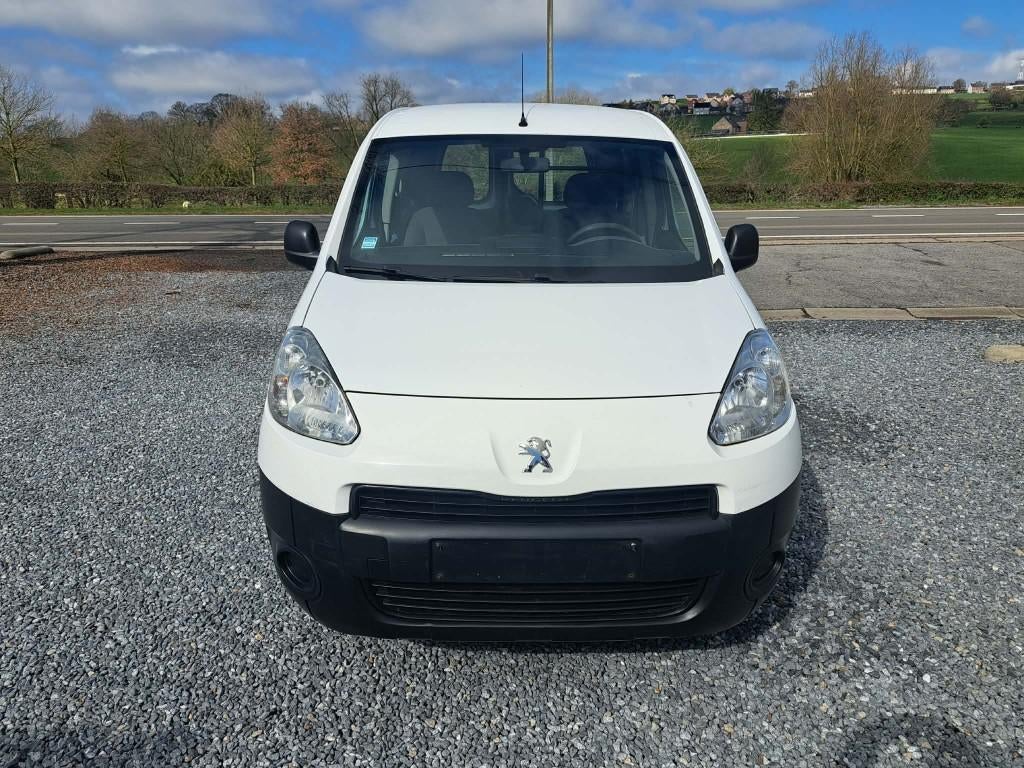 Peugeot Partner, Auto's, Peugeot, Voorwielaandrijving, Stof, 4 cilinders, Wit