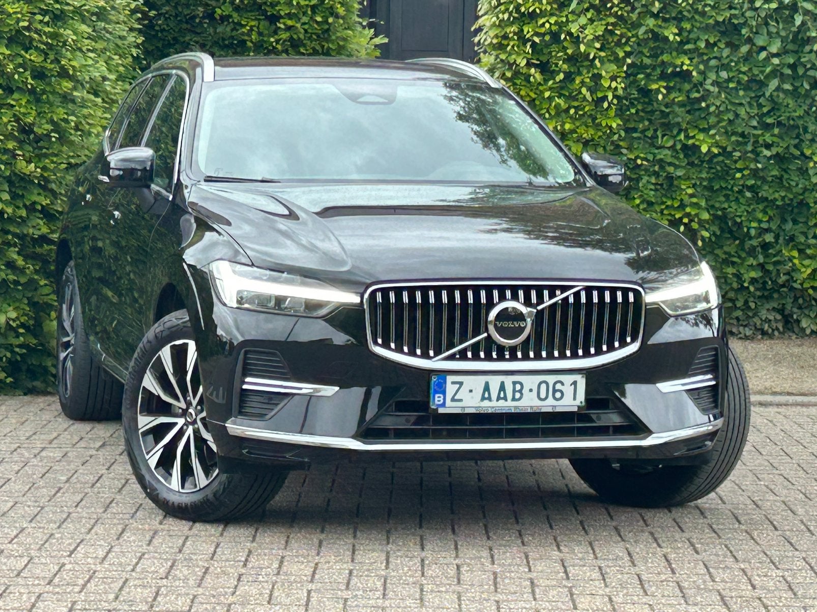 VOLVO XC60 B4 plus bright/verw. zetels/leder/camera/google, Autos, Volvo, Cuir, Euro 6, Entreprise, Entretenue par le concessionnaire
