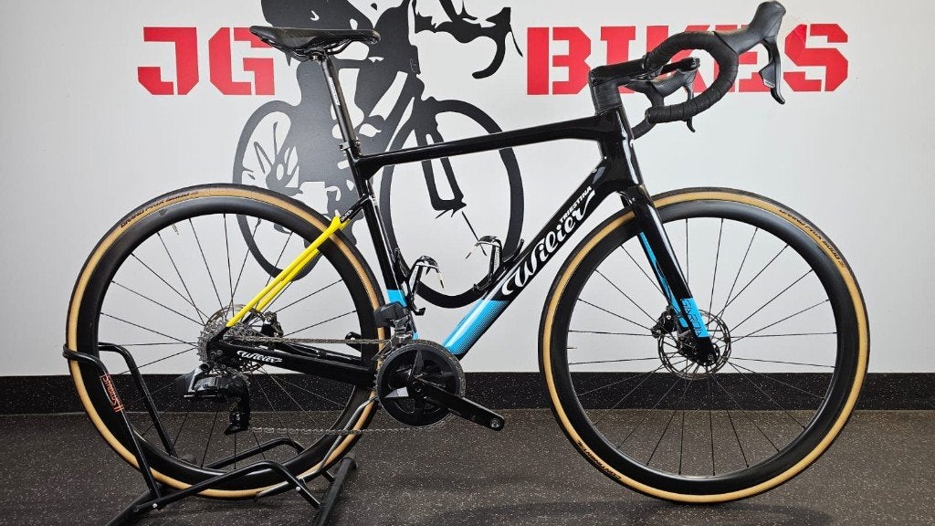 Vélo de route Wilier Garda Disc (2024)*Di2*Roues en carbone*, Vélos & Vélomoteurs, Enlèvement, Comme neuf