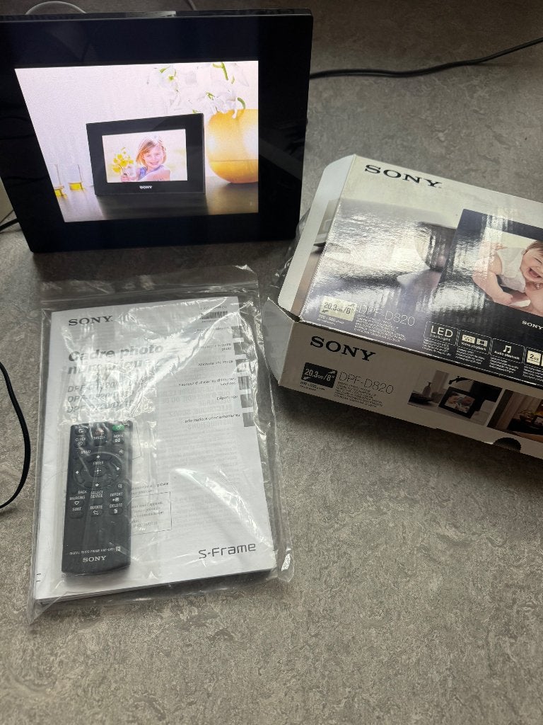 Cadre Photo numérique, TV, Hi-fi & Vidéo, Enlèvement, Comme neuf, Sony, Télécommande