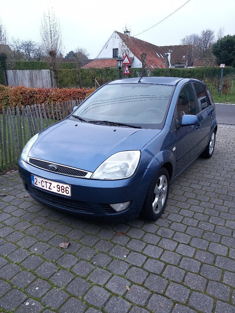 Ford Fiesta 1300cc, Autos, Ford, Achat, 1112 kg, 1299 cm³, Boîte manuelle