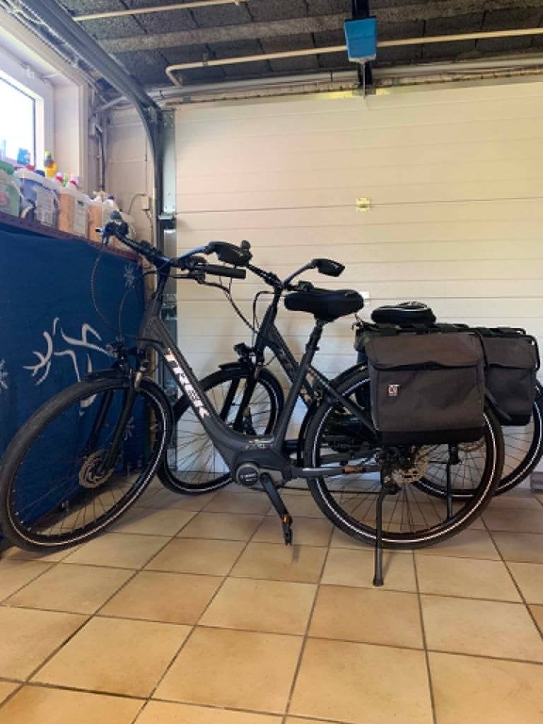 Elektrische fietsen merk "TREK", Fietsen en Brommers, Fietsen | Dames | Damesfietsen, Zo goed als nieuw, Overige merken, (Extra) lage instap