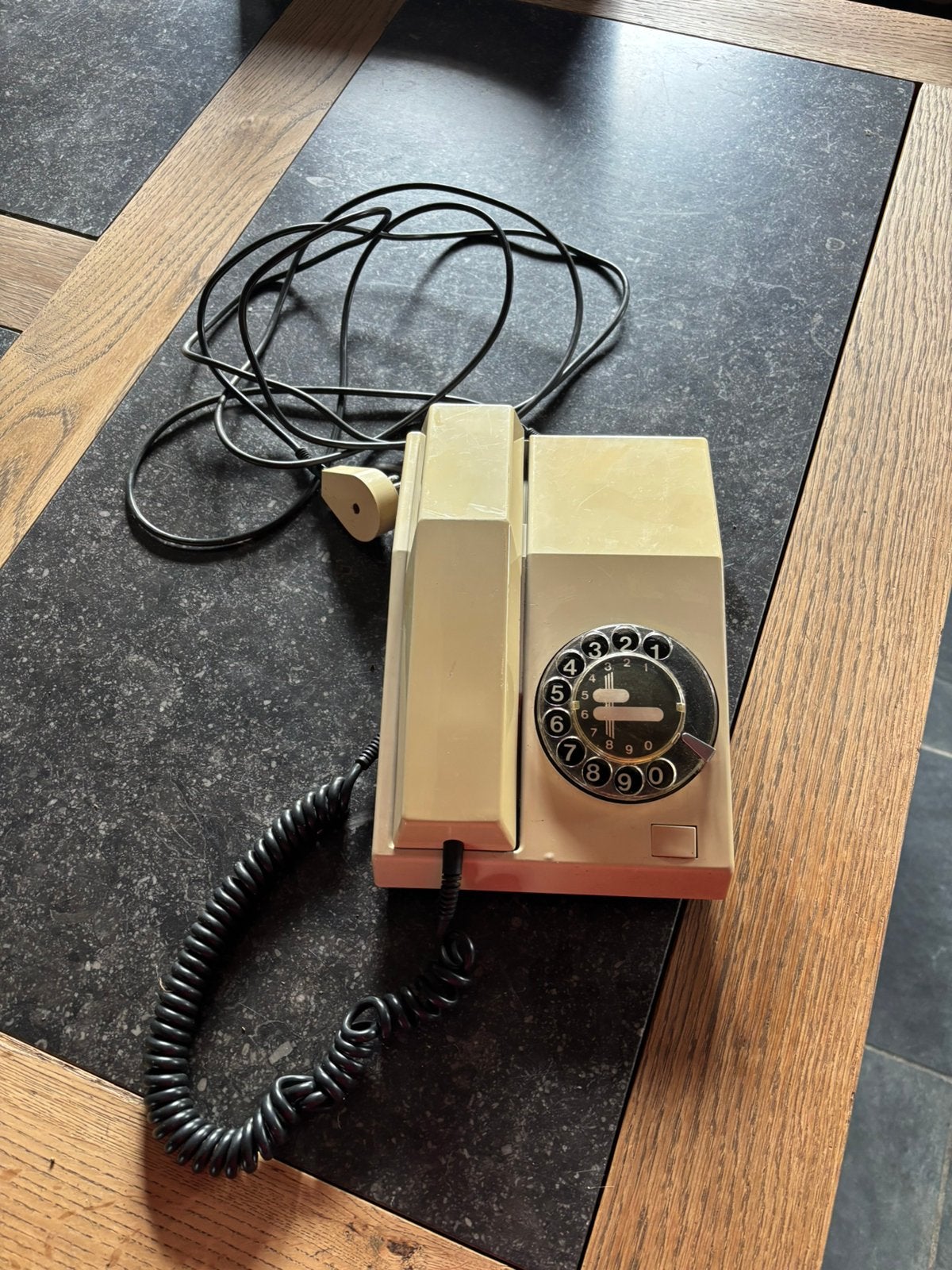 Téléphone fixe vintage, Télécoms, Téléphones fixes | Filaires, Enlèvement ou Envoi, Comme neuf