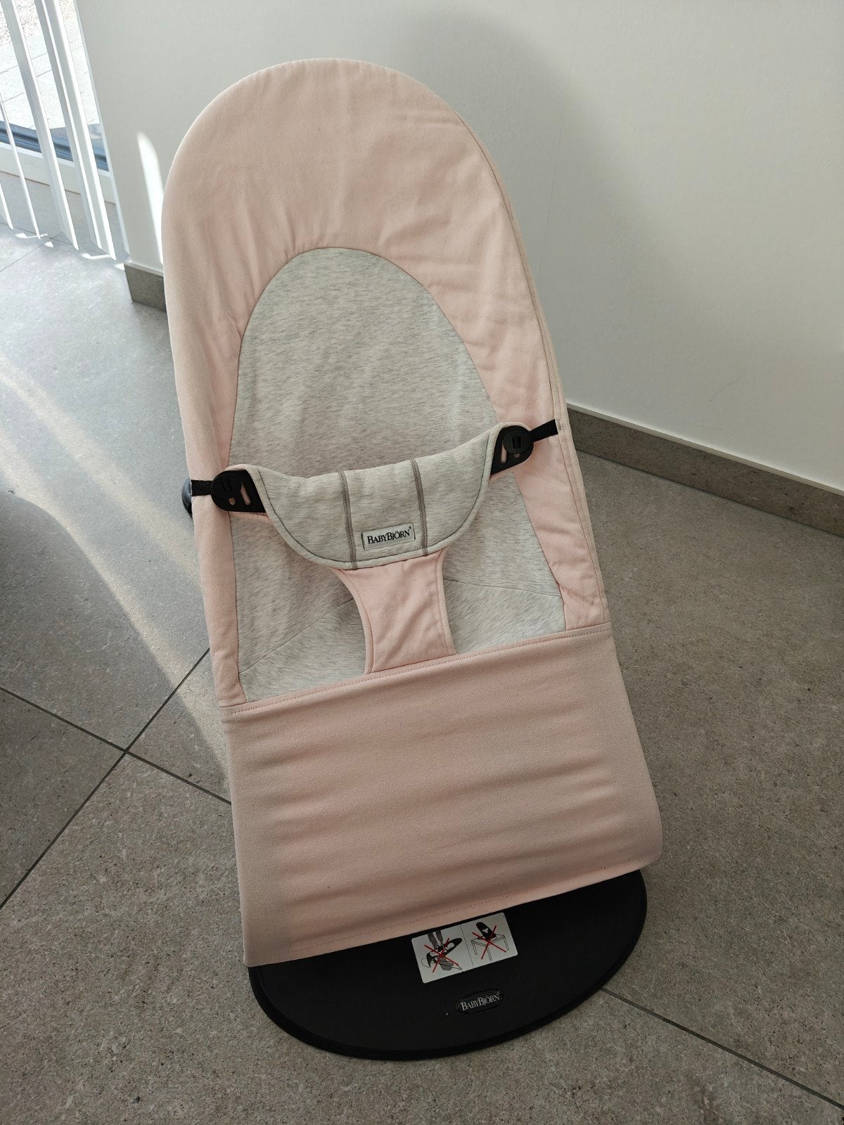 Wipper Babybjorn roze inclusief hoes Poetree kids, Kinderen en Baby's, Ophalen, Gebruikt, Wipstoel, Met gordel(s) of riempje(s)