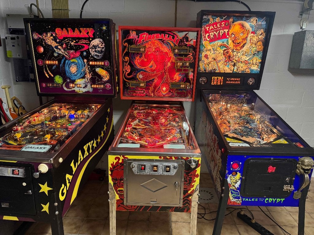 Flipper Stern Bally Data East Flipperkast, Collections, Autres marques, Flipper (jeu), Enlèvement, Utilisé