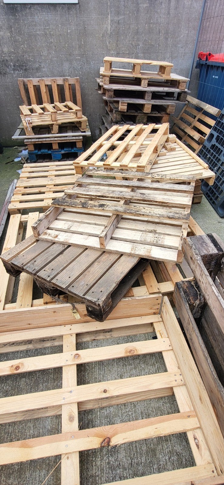 Gratis paletten op te halen, Ophalen