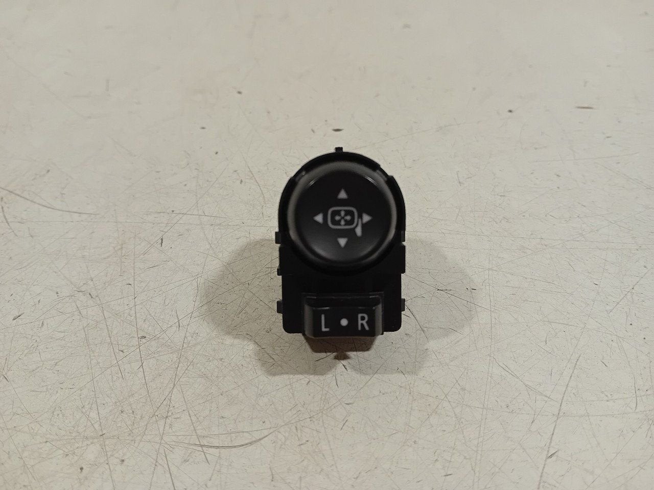 Schakelaar elektrisch spiegels Opel Astra, Auto-onderdelen, Onderdelen@venauto.nl, Van der Ven Autorecycling B.V., Gebruikt, Ettenseweg 76, 4706 PB Roosendaal, The Netherlands