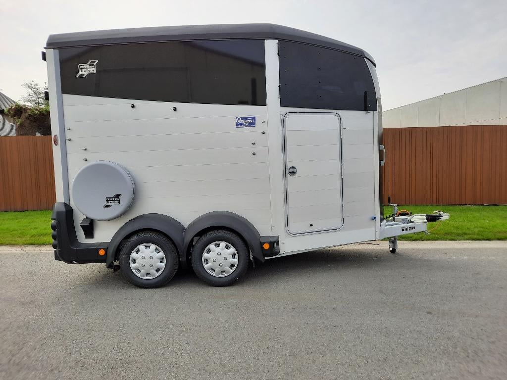 IFor Williams HBX511 met zadelkamer uit voorraad leverbaar, Ophalen