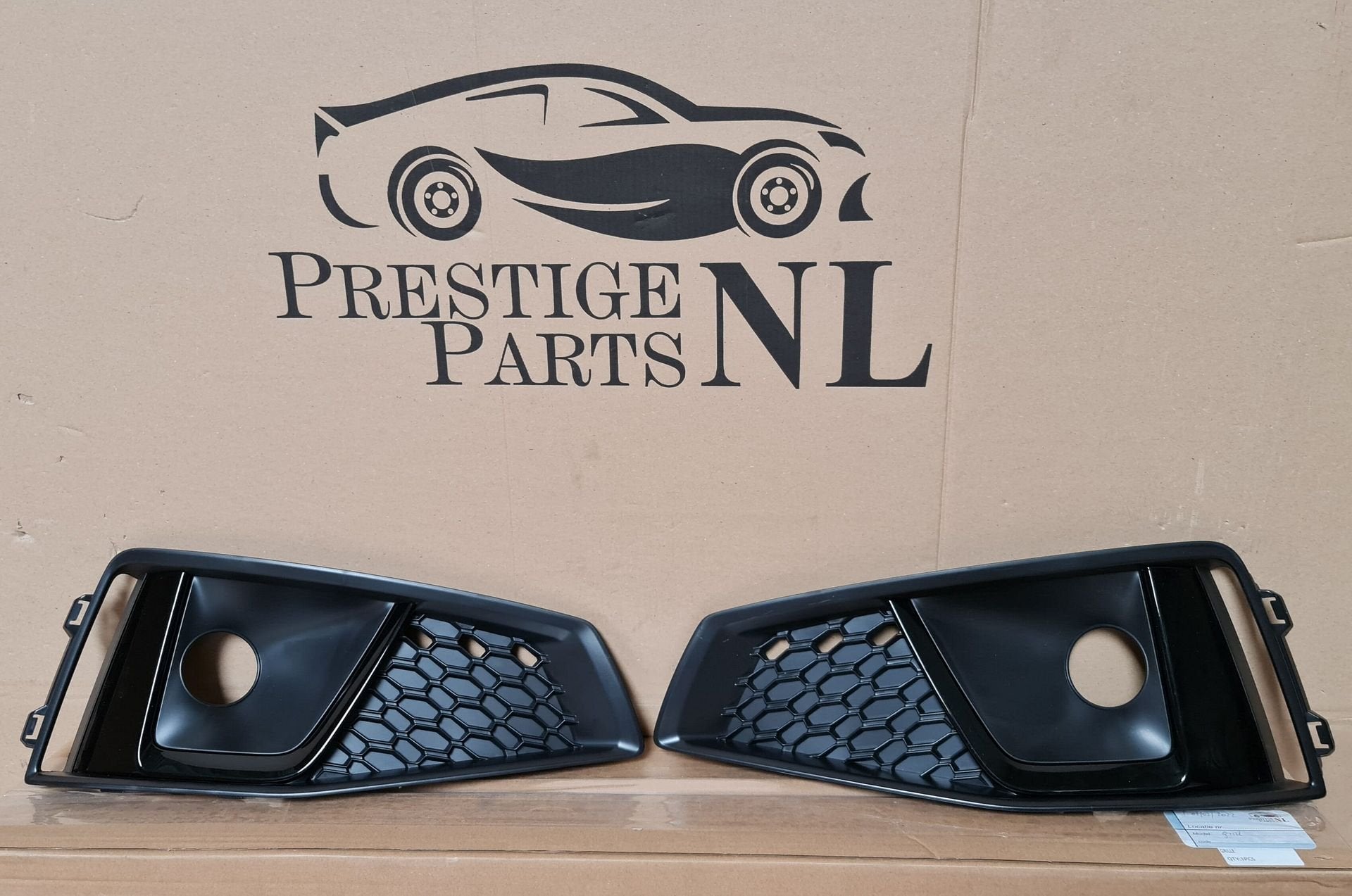 Roosters Audi A4 B9 8W S-line COMPETITION PLUS Links Rechts, -, Voor, -, Nieuw