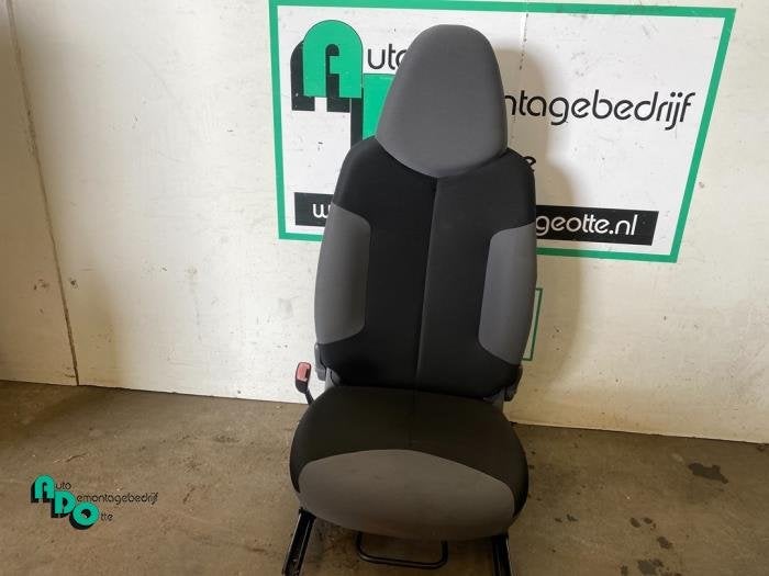 Siège gauche d'un Citroen C1 (C1 08-), -, 3 mois de garantie, Utilisé, -