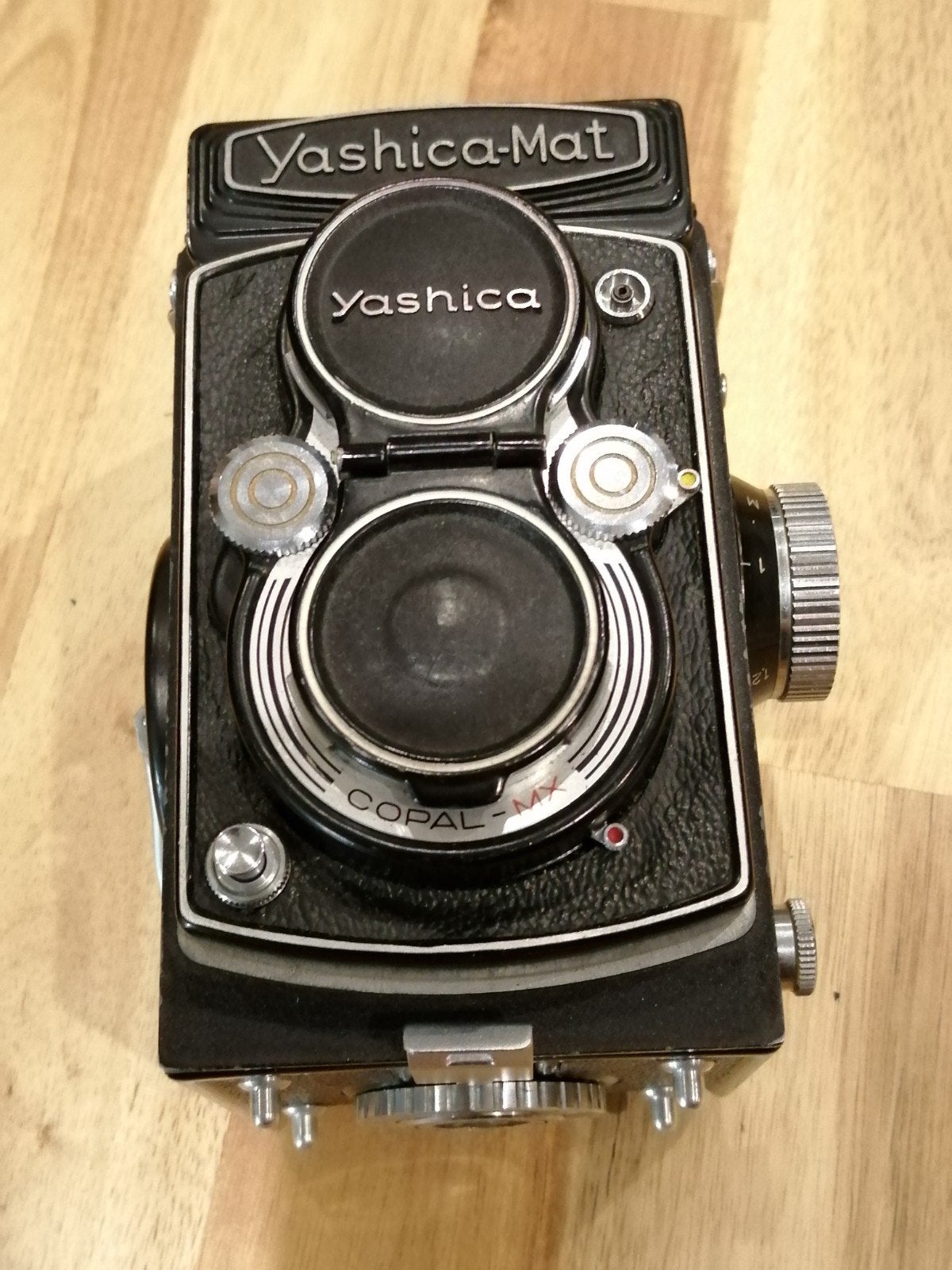Fototoestel Yashica-mat Copal-MX + lichtmeter Sixtomat, Ophalen