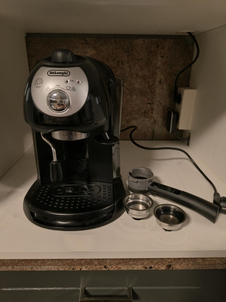 Koffiezet Delonghi, Elektronische apparatuur, Ophalen